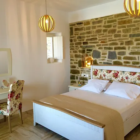 וילה Paros Afrodite Luxury Alikí