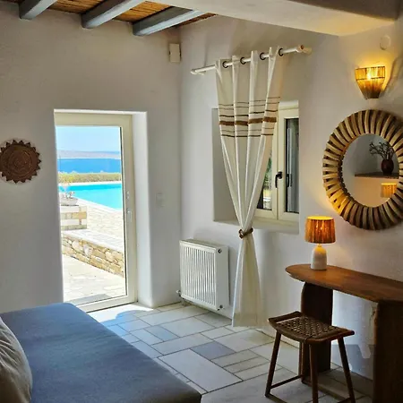 Paros Afrodite Luxury Βίλα